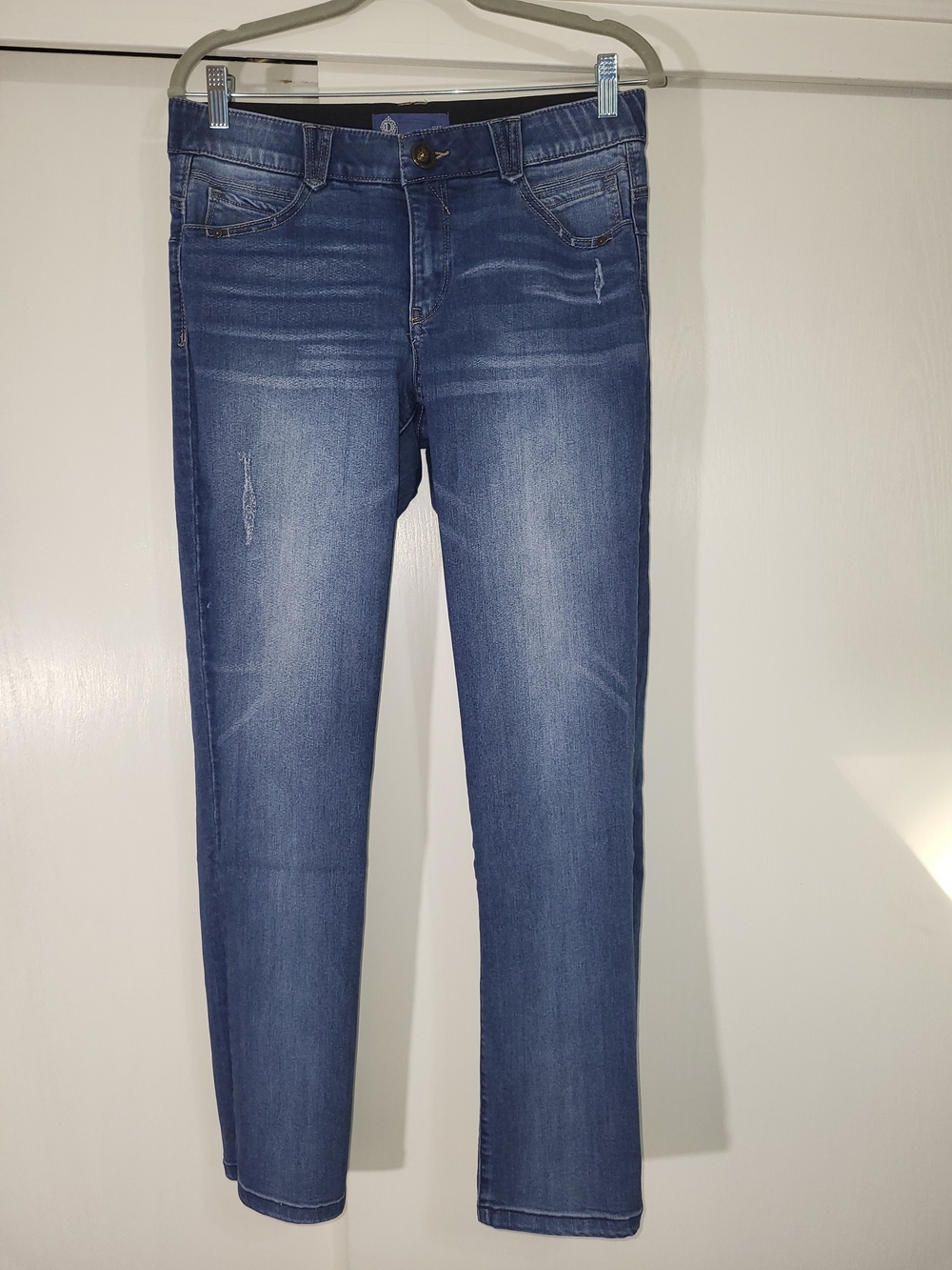 Democracy AB Solution Distressed Slim Straight Jeans Sz8